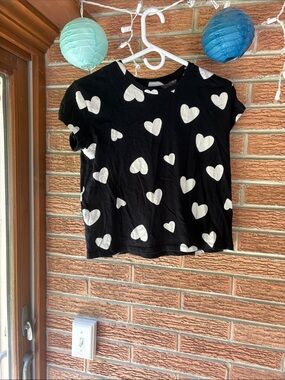 Old navy xl 14-16 black with ivory hearts short sleeve shirt